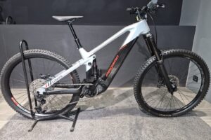 MEGAMO CRAVE CRB - M