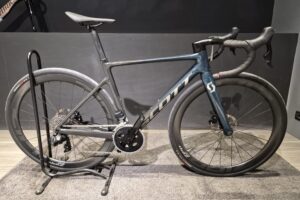 SCOTT ADDICT RC PRO - S