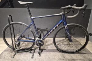 SCOTT ADDICT 10 - L