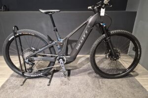 SCOTT PATRON 900 - M